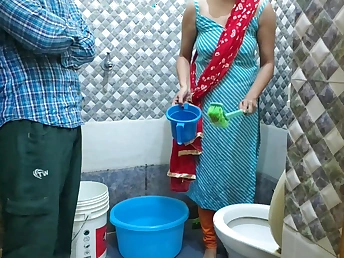 My college-aged Yr Elder statesman servent gets a massive shower & bottomless gulf throat in a hot 4K video