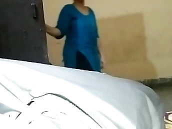 Mai Aa Gyi Hindi's homemade doggie-style fuck tape with Hindi voice