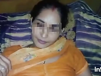 Radha786 entices her spouse's Indian plumber & gets a macro shot internal orgasm