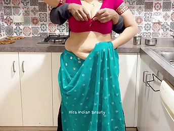 Hira Indian Knockout gets naughty regarding married Indian dude in saree