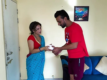 Zoya Rathore's sis-in-law next door craves be beneficial to some sweet mould