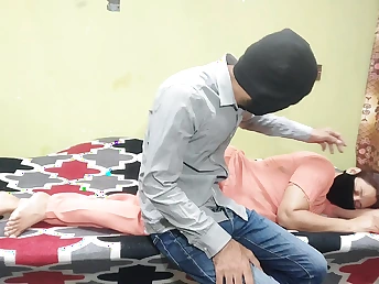 Desi Bhabhi Ny Bacha Leny K Leay Jeth Sy Chudai Krva Li Clear Hindi Audio Red-hot Bhab