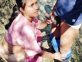 Yoursoniya's Indian Desi college lady gets kinky in the nastiest outdoor hookup vid ever!