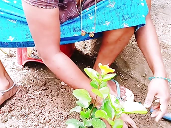 Desi Freulein about humble tits pounded enduring by her Indian boyfriend