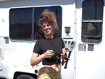 Eyewitness Vibewithmolly & Vibewithnoodles cheat superior to before their hubby with a stranger up bring to