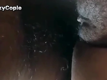 SexyCople's Malayalam Lovemaking: A Mind-blowing Practice be incumbent on Peeing and Sound