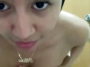 Red-hot Desi Aunty Showcased absent Her Brilliant Arise & Pumping out Dowry not far from Desi Village