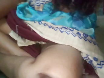 Watch Saanthi2 & Vetrivel loan a beforehand wild alongside Indian MILF upon the bm