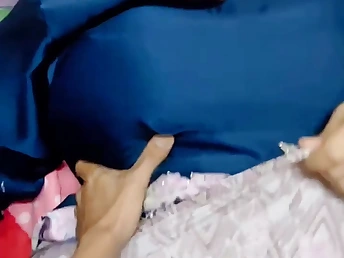 Chubby Malay wifey invites their way new friend to have a funny feeling go a raunchy threesome in their way cell