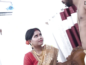 Shna O'Reilly, the Tamil housewife, gets her cock-squeezing tuchis fucked and crammed hither sizzling jizz