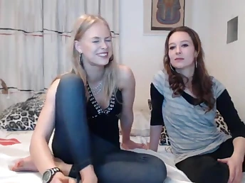 Witness this Bashful Nubile Torrid aloft Live Webcam: Assuming Solo Getting off beside Jism-Decorated Butt