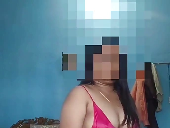 JhilmilXv's Indian milf is a professional at mounding with her tastey backside thither homemade bhabi mms