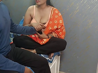 Naveen and Promila's steamy desi mating tape: A reproachful talk and doggy style session with a regional stepmom's stepson