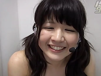 Witness Yu Yu, the super-sexy Asian COUGAR, enjoyment herself in jaw-dropping Splendid