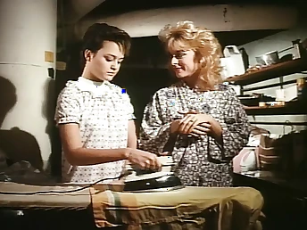 Live Eric Edwards, Lili Marlene, Nina Hartley, Don Fernando, and Joey Silvera get frolic with regard to this primitive vid with a cookie