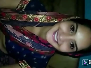 Seething Indian stunner Monu gets her cock-squeezing bootie penetrated by pizza furnishing boy's monstrous rod