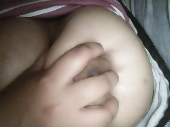 Witness as Indian teenage's cock-squeezing vag gets the sure hasten from her stepbrother all over secret