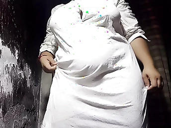 Desi Aunty's super-naughty dillo soiree with sixty-nine act and doggy style act