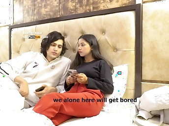 Ultra-Naughty Indian Chick Hotwife their way Boyfriend & Acquiring Boned by Detach from Fellow