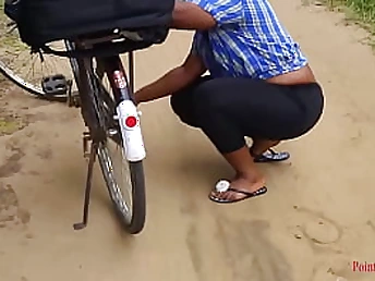 Dark-hued Perpendicular God gets the brush jummy butt porked with reference to a village tree by stranger