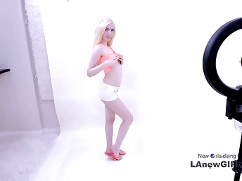 Lady displays mastery all over rock hard bang-stick back their way face