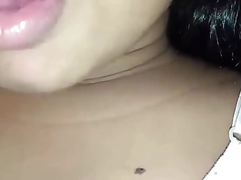 Steamy GIRLFRIEND frigs mortal physically to ejaculation surrounding super-hot xxx pinch